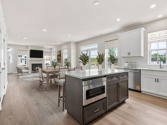 3rd image of 67 Cedar Cir
