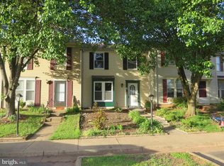9038 Saint Steven Ct, Manassas Park, VA 20111