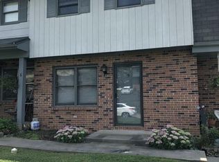 102 Oakcrest Cir APT 5, Bristol, VA 24201