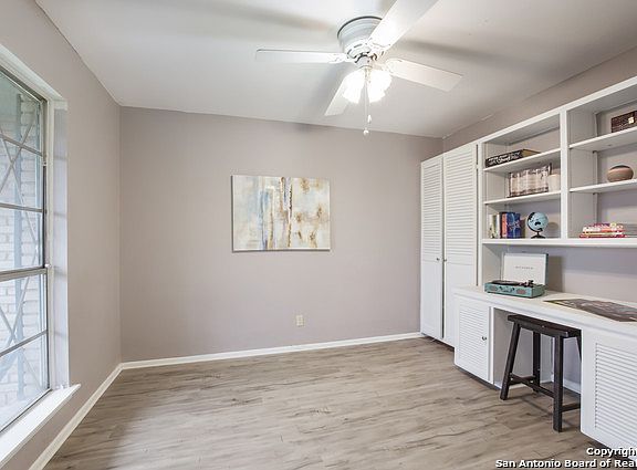 5th image of 4203 Monaco Dr