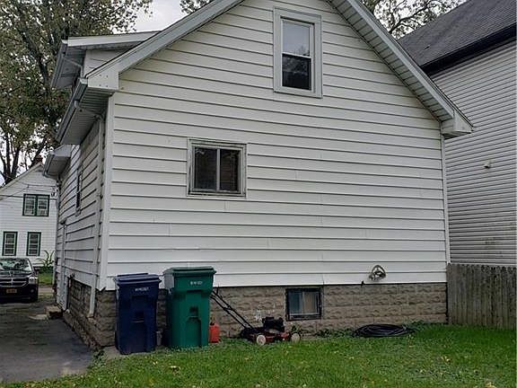 2nd image of 220 81st St