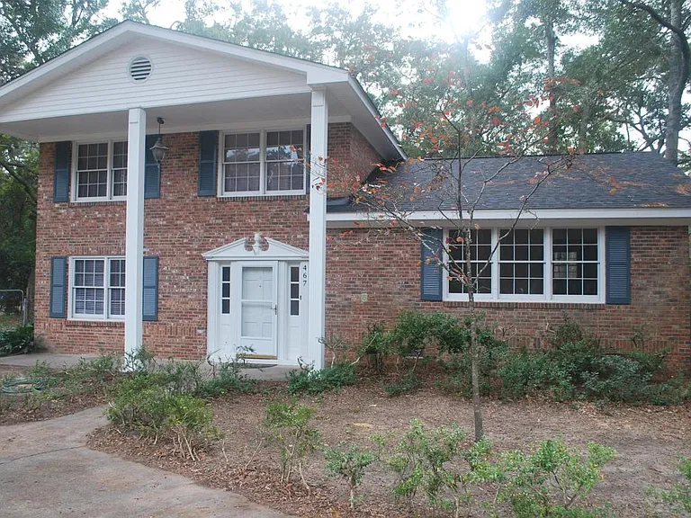 467 Wade Hampton Dr — Photo 2