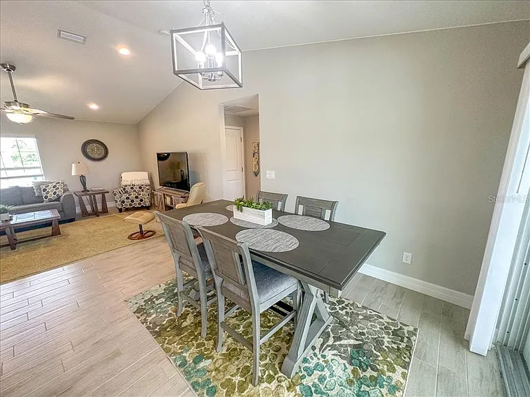 11707 Willmington Blvd — Photo 17