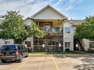 2441 Patricia Dr, Urbandale, IA 50322