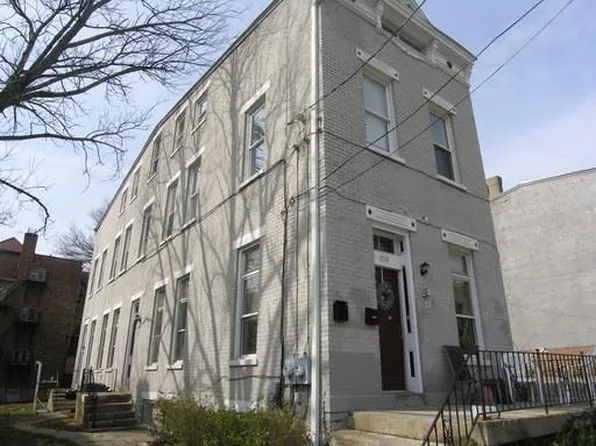 319 Hilton Pl #2, Cincinnati, OH 45219