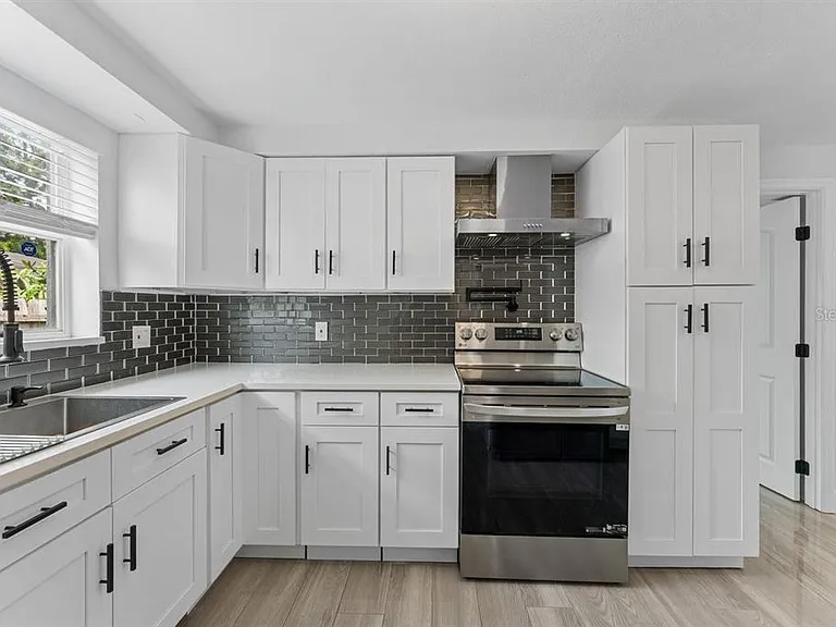 5510 Bayou Grande Blvd NE — Photo 14