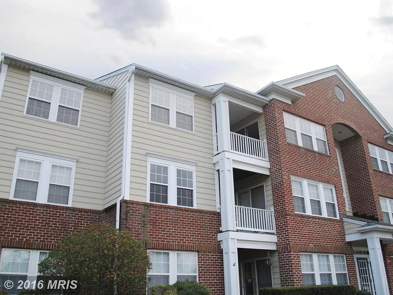 2408 Ellsworth Way APT 3A photo 1