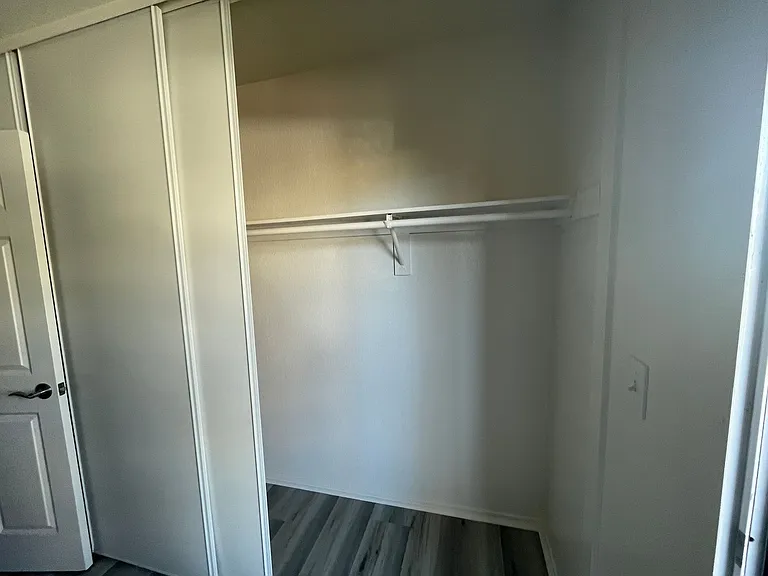 Elm Terrace Apartments — Photo 13