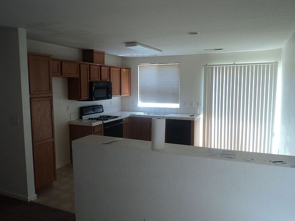 3rd image of 1374 Dolores Ln