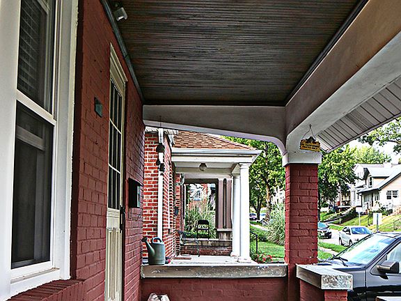 3rd image of 1119 Blendon Pl