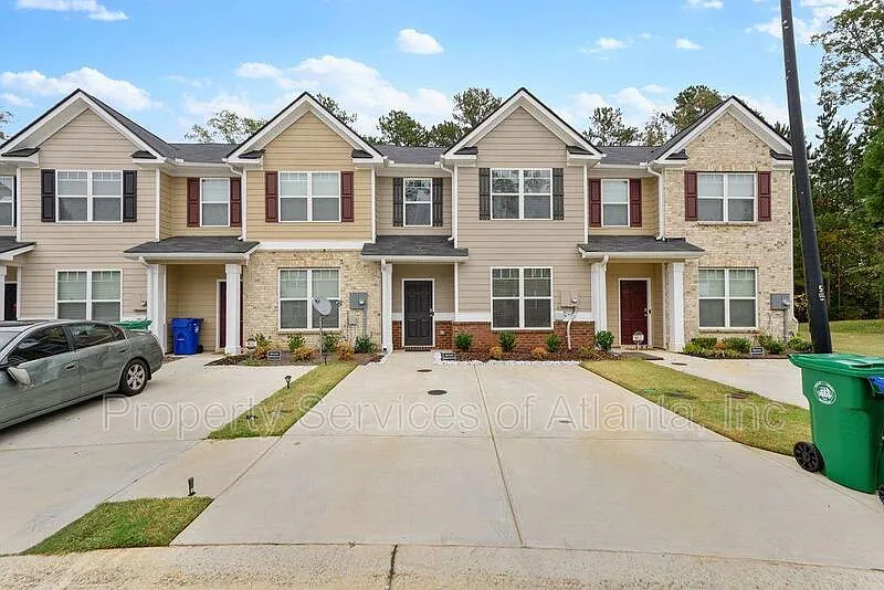 2633 Parrish Ct