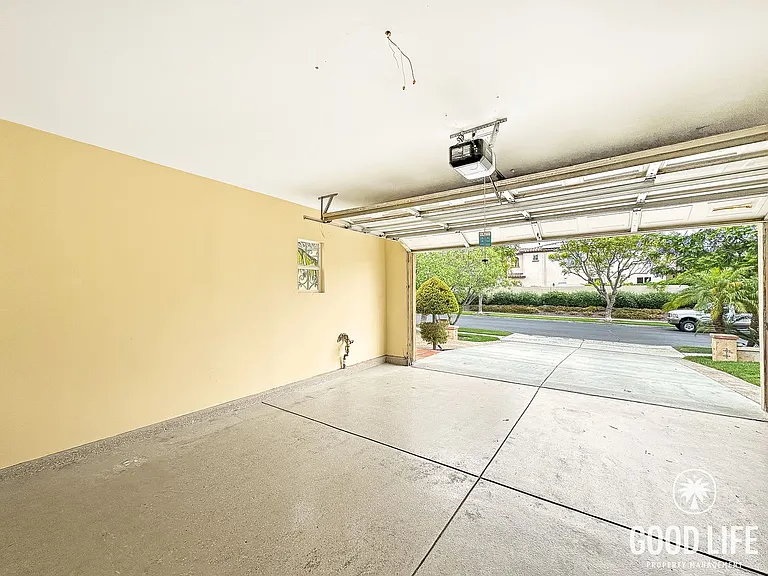 1348 N Paradise Ridge Way — Photo 15