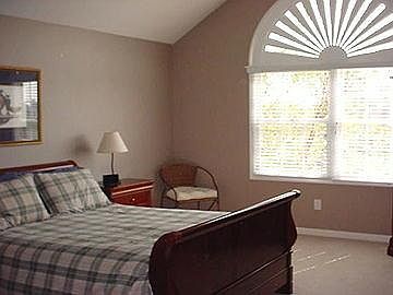 5th image of 7095 Oakwood Cir