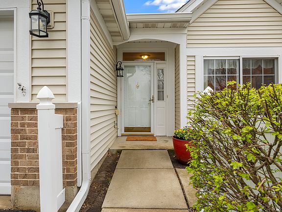 4th image of 2292 Ashbrook Ln