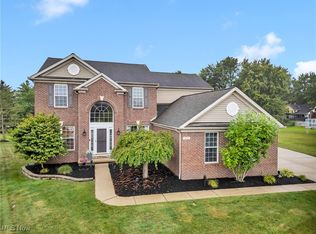 9783 Burts Way, Olmsted Falls, OH 44138