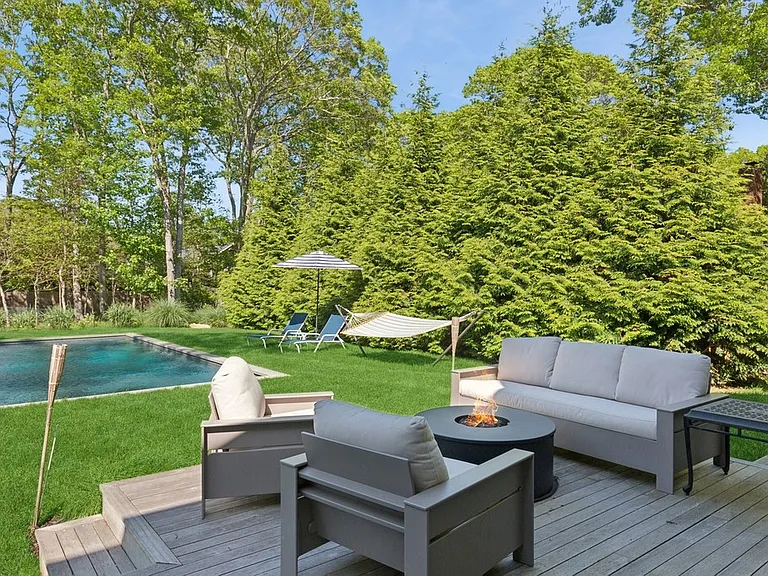 80 Sycamore Dr — Photo 18