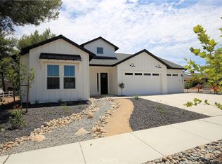 2044 Prospect Ave, Paso Robles, CA 93446