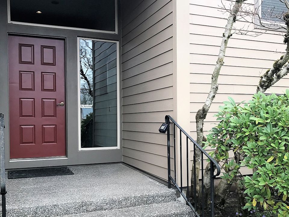 1st image of 2506 SE Baypoint Dr Unit 45