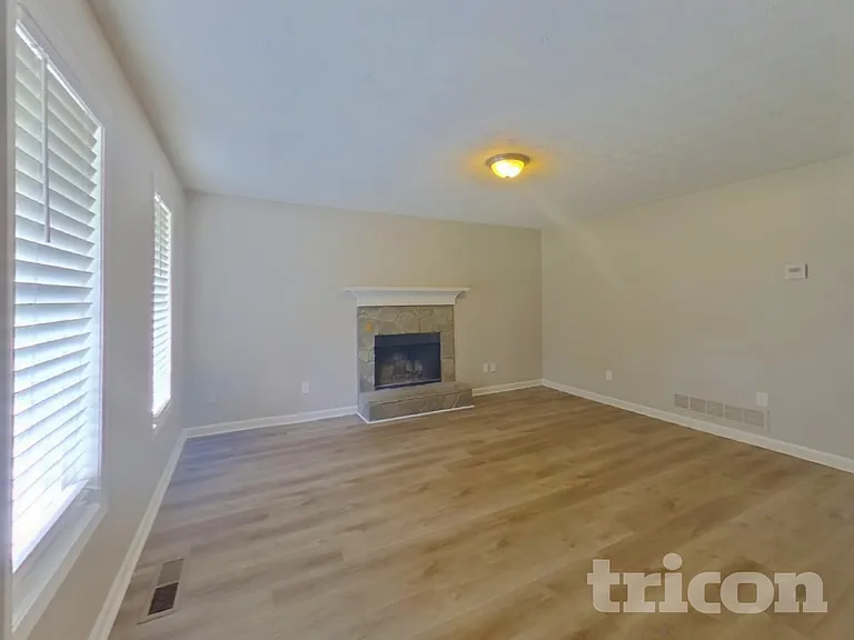 2784 Willow Tree Overlook — Photo 3