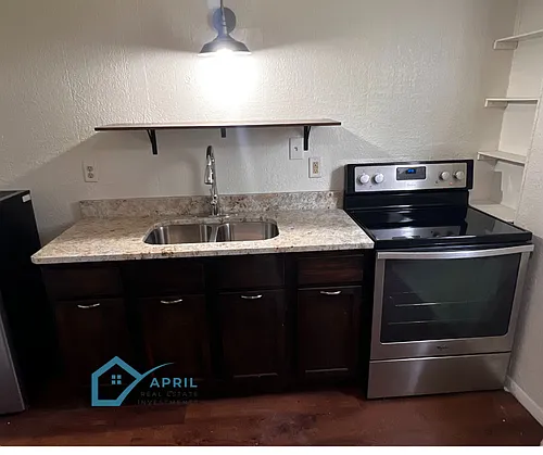 2055 W Summit Ave #D Photo 1 2055 W Summit Ave #D Photo 1