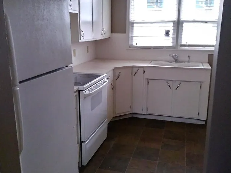 3019 S 12th St — Photo 3
