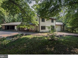 230 Bells Lake Rd, Turnersville, NJ 08012