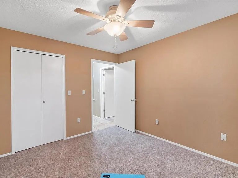 833 Country Club Dr SE #1A — Photo 12