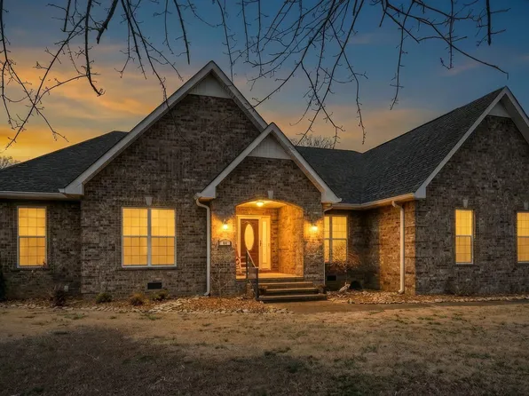 61 Old Mill Way, Fayetteville, TN 37334