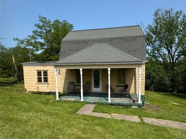115 1/2 Ekey St, Steubenville, OH 43953