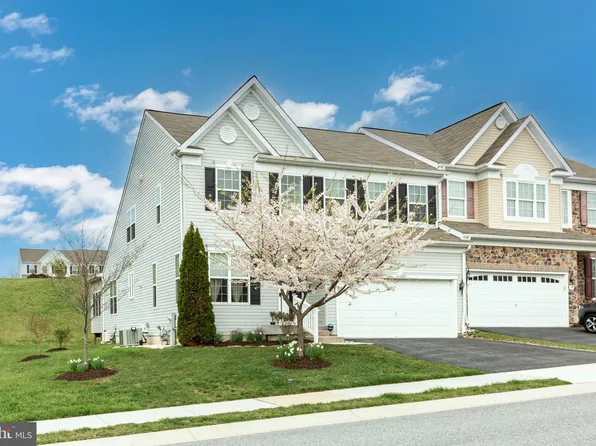 192 Greenvale Mews Dr #9, Westminster, MD 21157