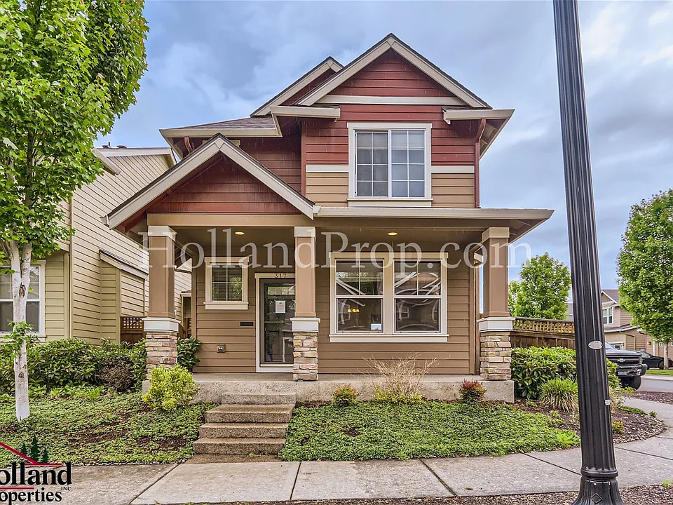 317 NE 105th Ave
