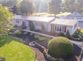 1335 Manatawny Rd, Boyertown, PA 19512