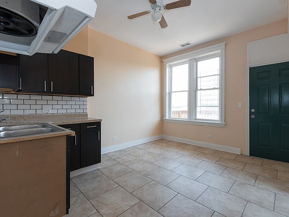 4th image of 1617 S Avers Ave