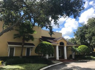 2846 Somerset Park Dr APT 203, Tampa, FL 33613