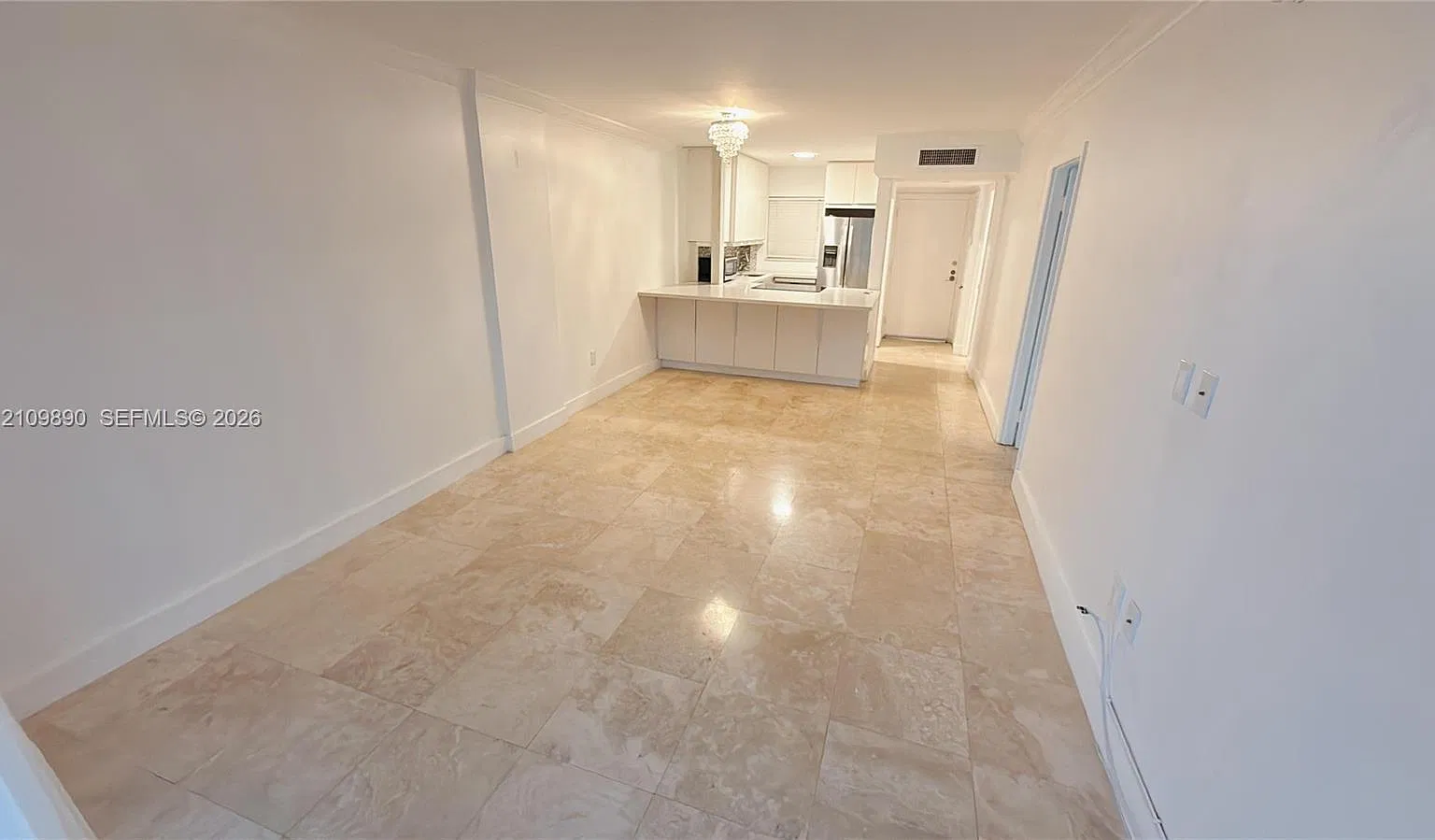 Bayview Condo — Photo 4