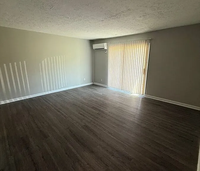 2082 Fairmont Ct #20 — Photo 6