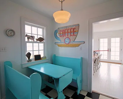 80 Peconic Ave — Photo 6