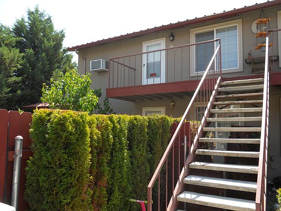 2nd image of 526 S 40th Ave #C