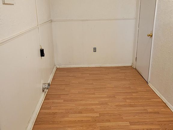 5th image of 5316 NW Columbia Ave