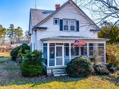 21 Summers Ln, White Stone, VA, 22578