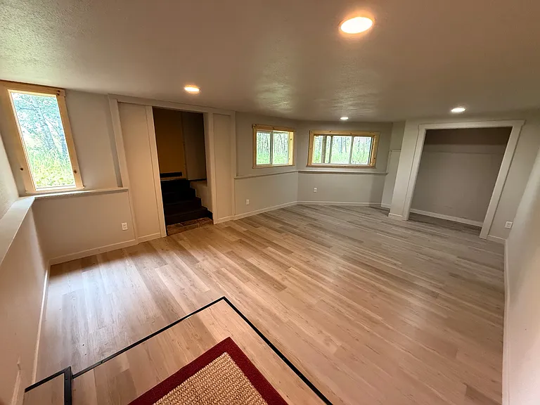 423 Mountain Meadows Dr #A — Photo 3