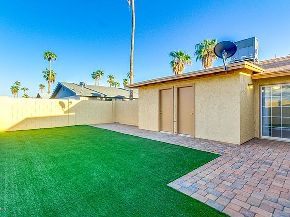 5th image of 4734 E Caballero St #3