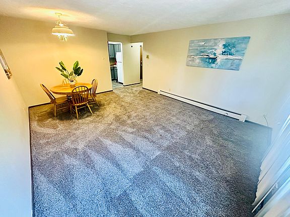 4th image of 230 Prestwick Dr #5