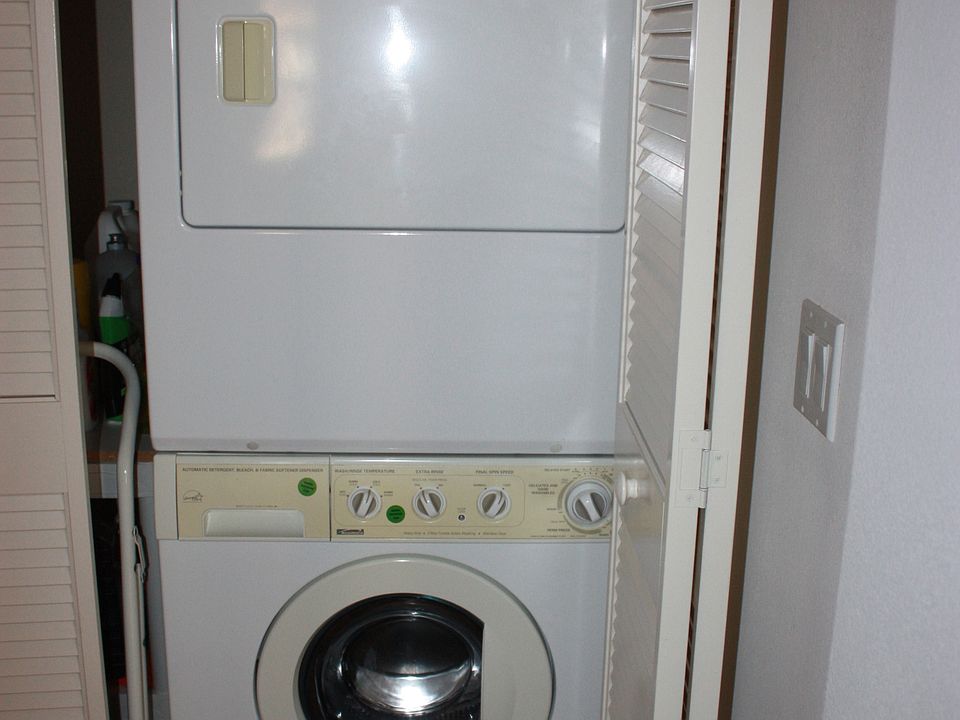 Stacked Washer/Dryer