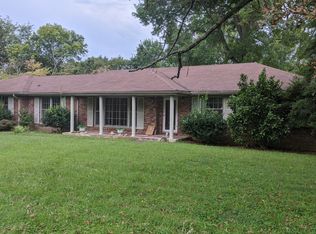 912 Beacon Dr, Clarksville, TN 37043