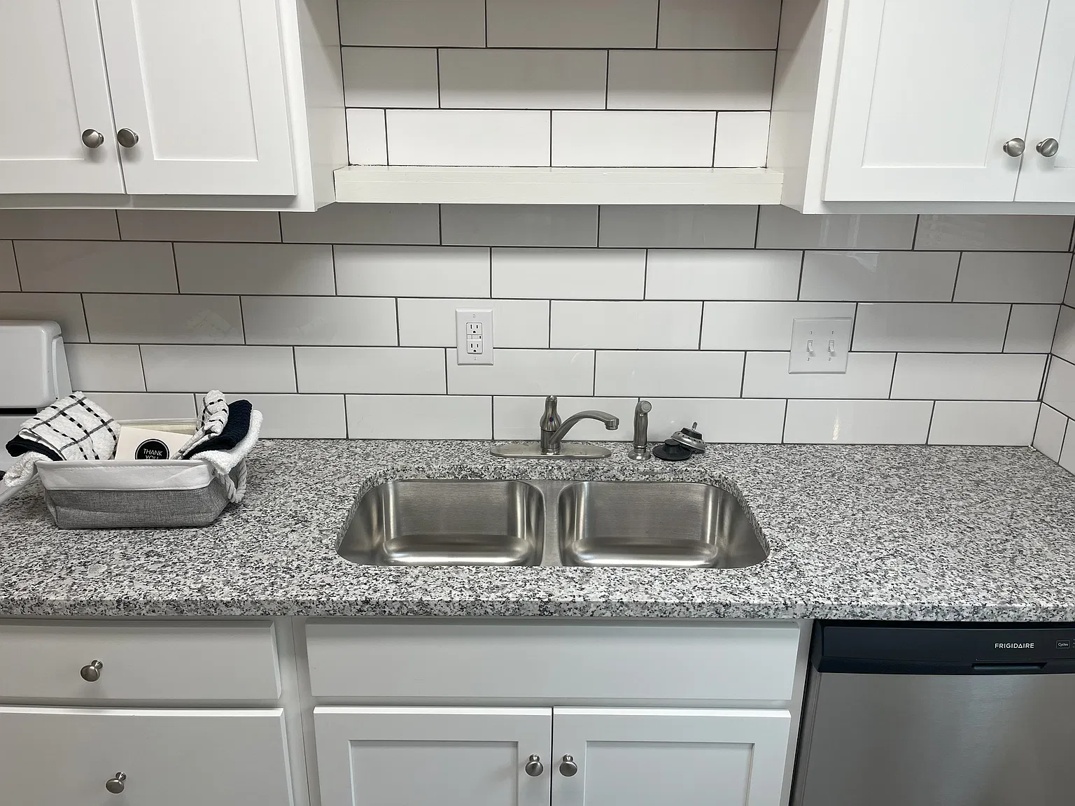 2 bed, 1050 sqft, $1,495 — Photo 3