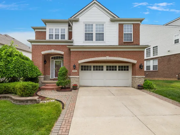 44943 Paine Dr, Novi, MI 48377