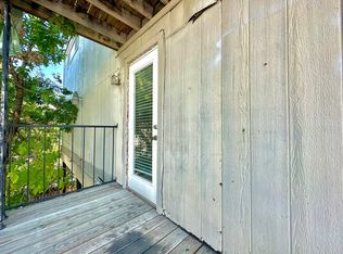 2900 Cole St #B18B87D3F, Austin, TX 78705