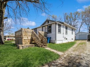 2345 E 37th Ct, Des Moines, IA 50317