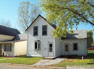 502 8th St SW, Little Falls, MN 56345